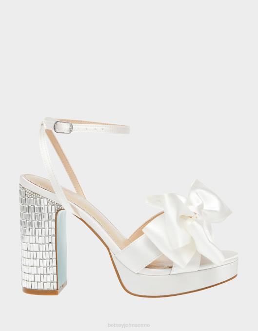 Betsey Johnson kvinner 4B8F81 sko gale elfenbein