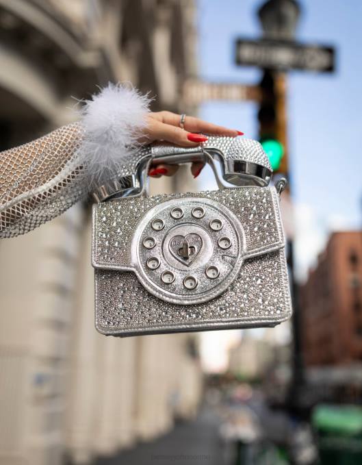 Betsey Johnson kvinner 4B8F202 tilbehør kitsch million stars telefonveske sølv