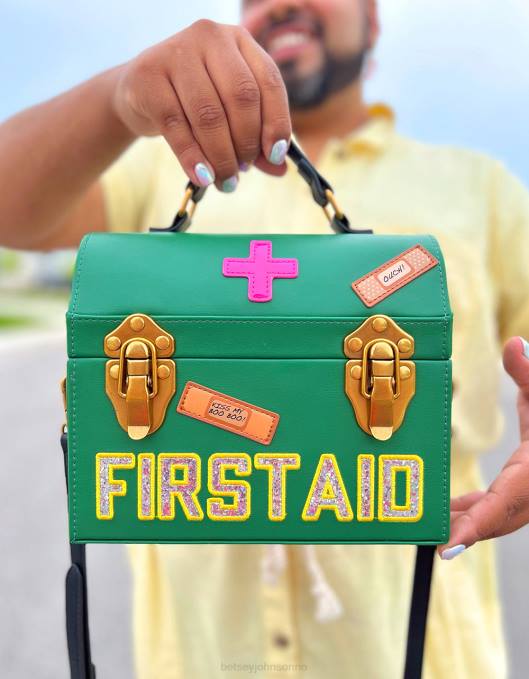 Betsey Johnson kvinner 4B8F204 tilbehør kitsch lekende doktor crossbody grønn