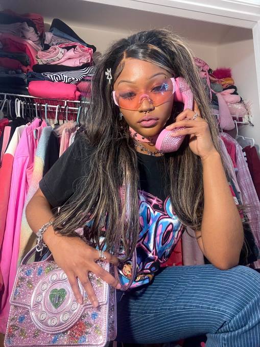 Betsey Johnson kvinner 4B8F208 tilbehør kitsch gi meg en ringtelefonveske rosa