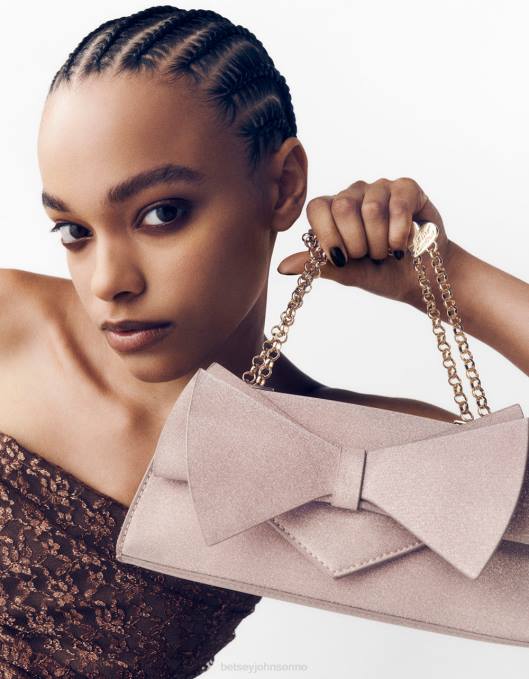 Betsey Johnson kvinner 4B8F249 tilbehør kantet bue cabriolet bag champagne