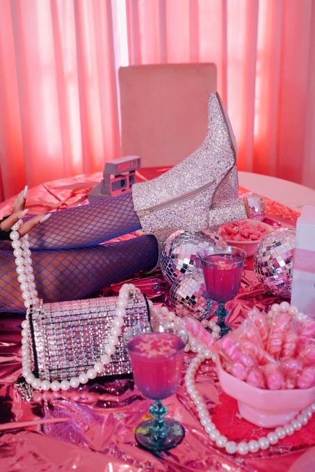 Betsey Johnson kvinner 4B8F256 tilbehør shine på konvertibel klaffveske svart