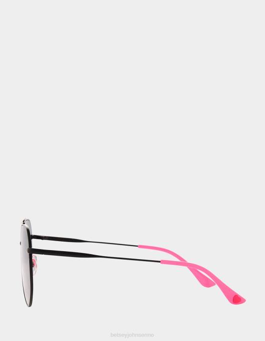 Betsey Johnson kvinner 4B8F375 tilbehør solbrillene med fin skrift svart